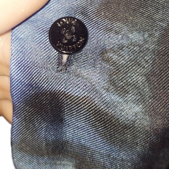 FW21 Louis Vuitton | SILK | Damier Salt | Acid / Bleach Wash | Button Up - Picture 8 of 16